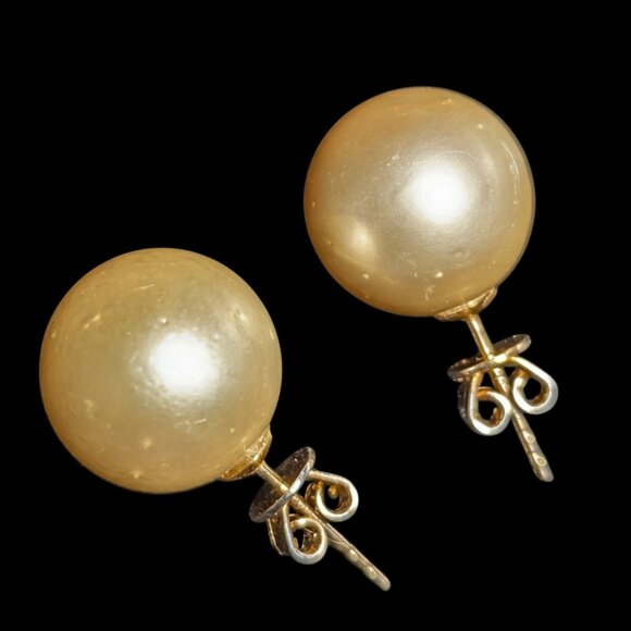 12mm South Sea Pearl in 14k Gold Stud Earrings - Picture 4 of 6